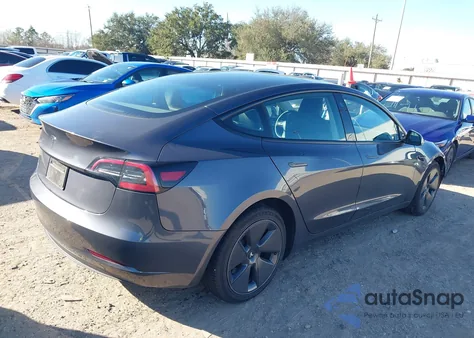 2023 Tesla Model 3 Rear-Wheel Drive z USA, uszkodzony, nr VIN 5YJ3E1EAXPF661052